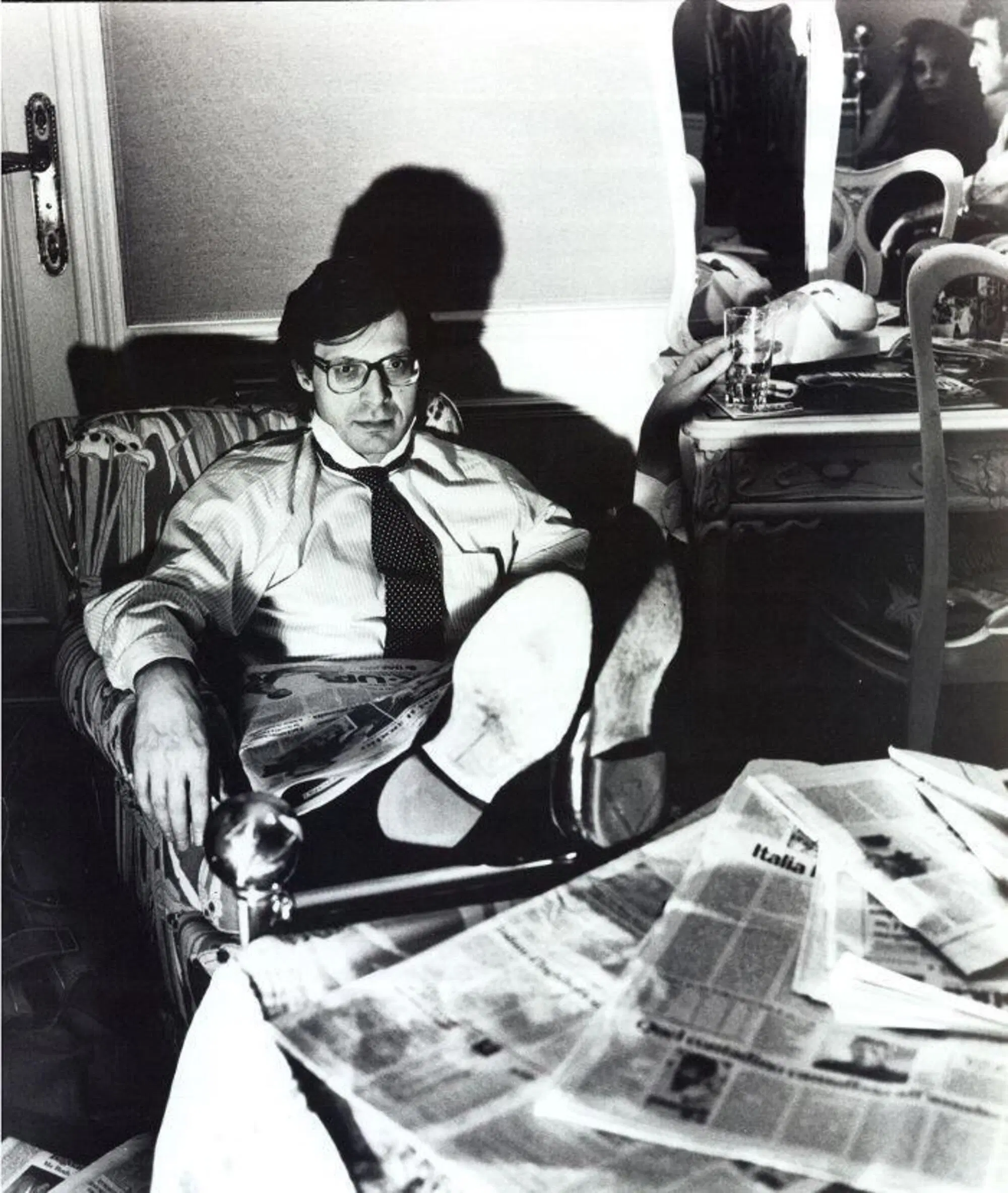 Vittorio Sgarbi ritratto da Helmut Newton
