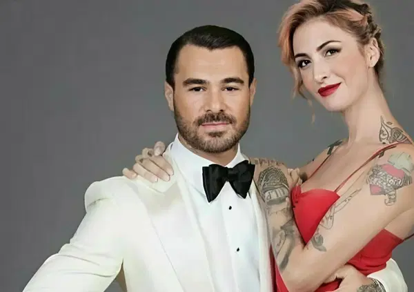 Ema Stockholma "sex addicted"? Altro che Melissa Satta, Alessandro Rosica: "Una malattia, ha fatto ses*o non solo a Ballado&rdquo;. E anche se fosse, &egrave; il 2025 o il Medioevo? Intanto Bruganelli e Madonia&hellip;