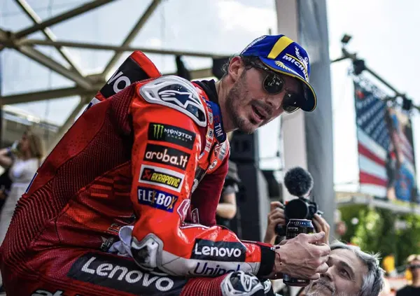 [VIDEO] Questo &egrave; Pecco Bagnaia come non lo avete mai visto, tra inca*zature ai box e filosofia a pacchi: "Mi ci vorranno anni per metabolizzare il 2024"