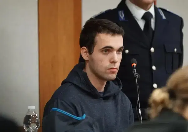 Omicidio Giulia Cecchettin, perch&eacute; le 75 coltellate di Filippo Turetta &ldquo;non sono segno di crudelt&agrave;&rdquo;? Lo spiega Roberta Bruzzone: &ldquo;&Egrave; un&rsquo;aggravante difficile da provare: c&rsquo;entra il tempo in cui sono state inferte, le motivazioni e&hellip;&rdquo;