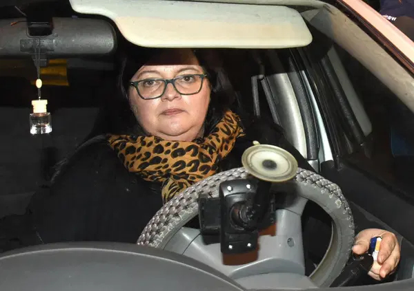 Omicidio Pierina Paganelli, la bomba di Valeria Bartolucci contro Manuela Bianchi e Louis: &ldquo;Non so chi di voi due mi faccia pi&ugrave; schifo&rdquo;. Svelato come e quando ha scoperto la relazione extraconiugale di Dassilva con la nuora della vittima&hellip;