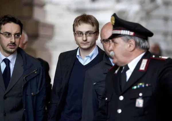 CLAMOROSO: &ldquo;Omicidio Chiara Poggi, Stasi, semilibert&agrave;? Fuori dal carcere prima. Liliana Resinovich? Gravi errori nelle indagini e Visintin potrebbe crollare&rdquo;. Parla Cal&igrave;, che sul Dna di Sempio, il caso Pierina Paganelli e Dassilva...