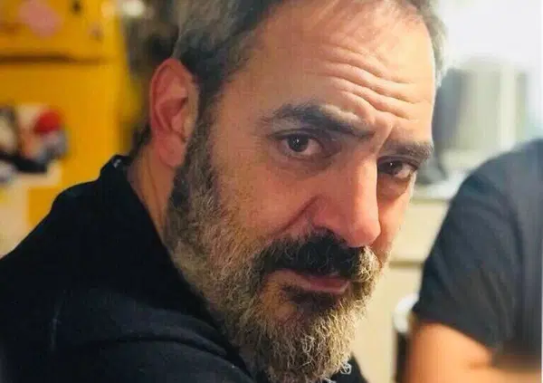 &Egrave; morto l&rsquo;art designer Michele Migliarini (Novella 2000), il ricordo di Roberto Alessi: &ldquo;La persona migliore che abbia mai conosciuto. Dio, dov&rsquo;eri?&rdquo; L&rsquo;incidente frontale in moto e poi&hellip;