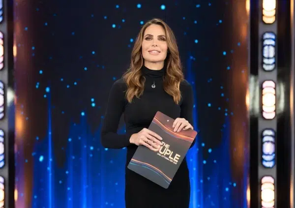 Le pagelle di The Couple: Ilary Blasi schietta e tagliente (7,5), Tommassini fa il minimo sindacale (6). Fabrizio e Danilo Mileto? Spocchiosi pi&ugrave; che simpatici (4). E sulle vincitrici di puntata, le sorelle Boccoli&hellip;