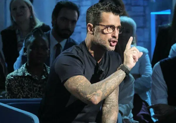 Scandalo calcioscommesse, Fabrizio Corona: &ldquo;Fagioli, Tonali, Zaniolo e altri meritano una condanna penale&rdquo;. E attacca Spalletti: &ldquo;Mi vergogno della Nazionale&rdquo;. Ma chi &egrave; la &ldquo;famiglia criminale romana&rdquo; di cui parla?