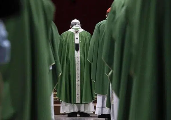 SAN PAOLO? ALL'INFERNO. Un altro prete accusato di molestie e abusi sui minori: ai domiciliari. Ma la Chiesa ha tentato ancora di insabbiare tutto?