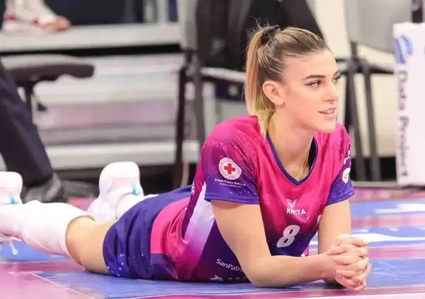 Italians do it better: Alessia Orro al Fenerbah&ccedil;e, con stipendio da star, scatena uno spaventoso effetto domino in A1