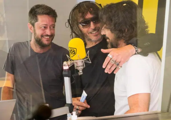 Marco Mazzoli e Fabio Alisei (Lo Zoo di 105) distruggono La Zanzara: &ldquo;Cruciani? Ci ha copiato. &Egrave; forte sui social ma non fa ascolti&rdquo;. Parenzo e la querela? &ldquo;Non &egrave; che un clown dice a un altro clown quanto sei clown&hellip;&rdquo;