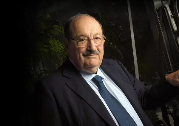 Sapere perch&eacute; si soffre &egrave; gi&agrave; una cura: abbiamo letto &ldquo;Riflessioni sul dolore&rdquo; di Umberto Eco (La Nave di Teseo), una controstoria del male e una tesi estrema nell&rsquo;ultima pagina