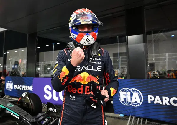 A Jeddah Verstappen &egrave; ancora il Re, mentre la delusione &egrave; McLaren: Piastri beffato, Norris a muro. Leclerc ci prova, ma Ferrari non ne ha. E Kimi Antonelli...