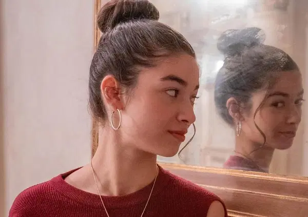 E se la promessa del pop avesse solo 15 anni? &ldquo;Ma non rinuncio al violoncello&rdquo;: intervista a Diletta Fosso, che trasforma anche il cyberbullismo in Nuvole 