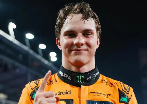 La voce del padrone: Piastri demolisce Verstappen a Jeddah con le sue armi e Max &egrave; cos&igrave; inca*zato che fa scena muta. Poi Leclerc sul podio&hellip;