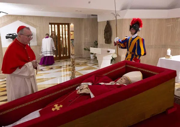 Papa Francesco morto per ictus? Parla Matteo Bassetti e mette in guardia sulla &ldquo;patologia respiratoria&rdquo;: infatti su autopsia, diagnosi e cure&hellip;