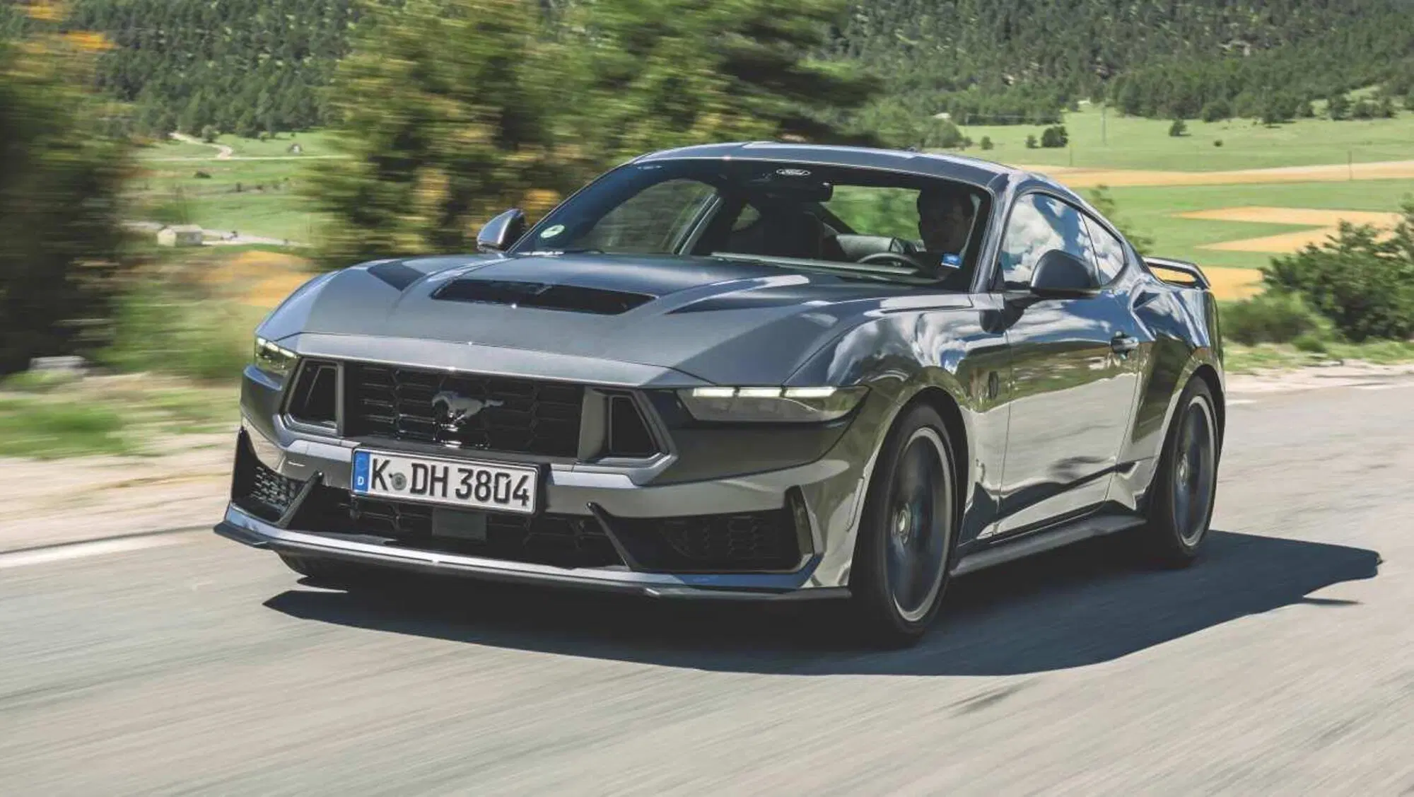 La Ford Mustang Dark Horse