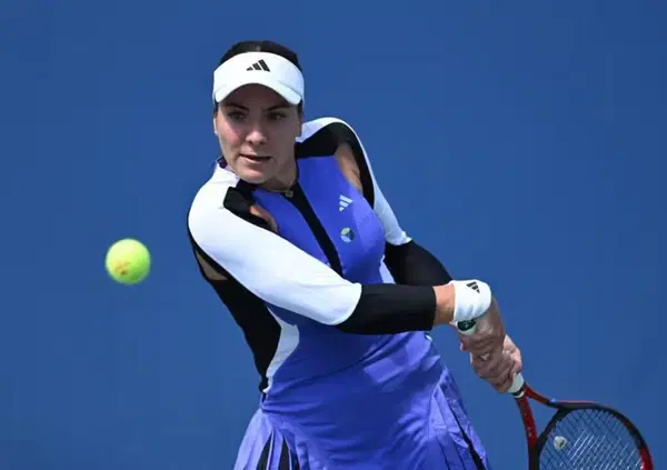 Torneo di Madrid, come sbroccano le donne del tennis: tra strette di mano mancate, l&rsquo;arbitro che deve intervenire e&hellip; Ecco a voi lo spettacolo del Wta