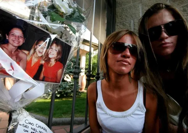 Omicidio Chiara Poggi, IL DUBBIO sull'alibi della cugina Stefania Cappa: la mattina del delitto davvero era in piscina a Garlasco? La testimonianza della volontaria del 118 che soccorse la gemella Paola: &ldquo;Strano, perch&eacute; con il brutto tempo chiudono le&hellip;&rdquo;