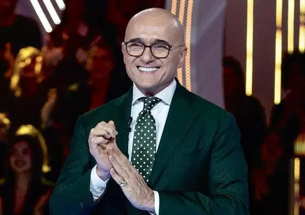 Alfonso Signorini sostituir&agrave; Myrta Merlino? Il ricordo di Papa Francesco con i ragazzi di PizzAut, la ferita aperta di Katia Follesa, De Martino dal cuore grande e Valeria Marini&hellip; A tutto gossip con Alessi