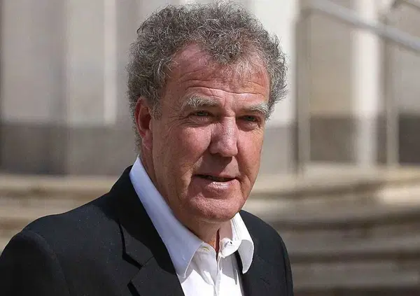 Jeremy Clarkson ci ripensa sull&rsquo;aeroporto &ldquo;peggiore del mondo&rdquo;? &ldquo;A Gatwick nessuna coda, lounge quasi vuota e&hellip;&rdquo;. Ecco cosa ha detto 