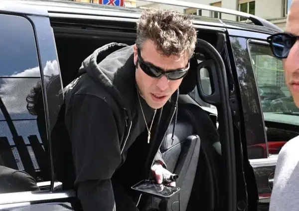 Caso ultras e Fedez a &ldquo;Lo Stato delle cose&rdquo;. L&rsquo;ex Ferragnez attacca Giletti: &ldquo;Luca Lucci? Anche Massimo ha amici pregiudicati&rdquo;. Si riferisce a Corona? E su Tony Effe e la rissa in Sardegna&hellip;