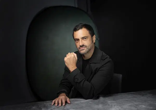 Volete capire come funziona il "Music biz"? Dovete leggere "Play. Tutto quello che c&rsquo;&egrave; da sapere sulla musica attuale" di Massimo Bonelli. E se il libro &egrave; del patron del Concerto del Primo maggio&hellip;