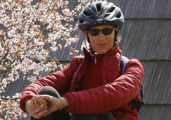 Omicidio Liliana Resinovich, NON &Egrave; USCITA VIVA DA CASA, la teoria dell&rsquo;amante Claudio Sterpin che accusa il marito Sebastiano: &ldquo;La donna ripresa dalle telecamere &egrave; una sosia&rdquo;. Altrimenti perch&eacute; non avrebbe portato con lei anche il telefono?