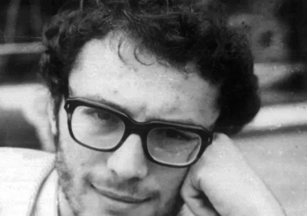 CUORE &egrave; ancora una parola rivoluzionaria: Abbiamo letto &ldquo;Vita e morte di un poeta&rdquo; di Nicola Bultrini (Fazi): ecco perch&eacute; la biografia di Beppe Salvia mette spalle al muro il circoletto della poesia contemporanea