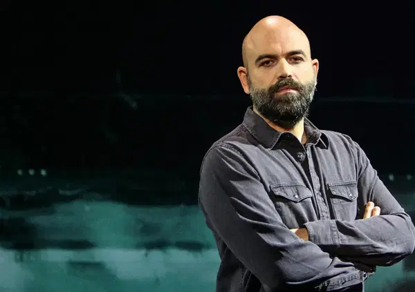 Le confessioni di Saviano ad Aldo Cazzullo: &ldquo;Esisto per quello che rappresento, non per quello che sono&rdquo;. Napoli? &ldquo;Ho acceso una luce perch&eacute;&hellip;&rdquo;. E sull&rsquo;amore e l'amicizia con Michela Murgia&hellip;