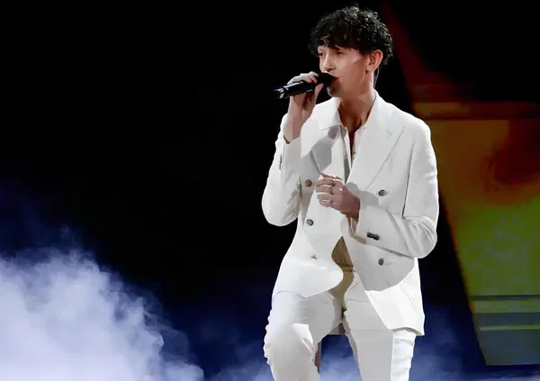 Amici di Maria De Filippi, pagelle settima puntata del serale: Michele Bravi fa piangere (8), Amadeus teso (5), Emanuel Lo sciupato (0)? Jacopo Sol originale (7), Alessia strepitosa (9) mentre Fedez e Clara&hellip;