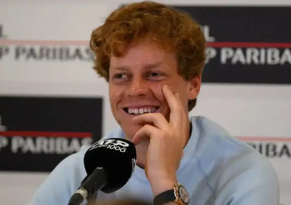 Sinner come il Conte di Montecristo? Jannik parla chiaro: &ldquo;Nessuna videochiamata con nessun giocatore. &Egrave; normale, loro vogliono vincere&rdquo;. E su Draper, Sonego e la prima partita agli Internazionali di Roma&hellip;