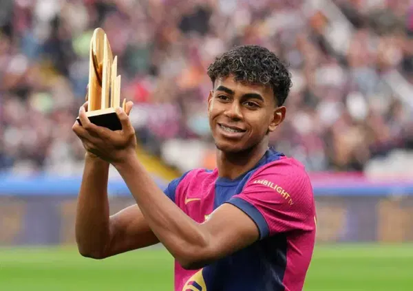 Se Lamine Yamal fosse italiano starebbe pulendo i cessi dello spogliatoio. Ma nella nostra Serie A da grandi vecchi mancano le occasioni o il talento?