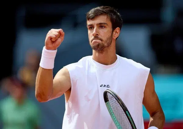 A Roma finale Sinner-Musetti: sogno o obiettivo realistico? Ma davvero Lorenzo ha smesso di arrabbiarsi? &ldquo;Non mi lamento (quasi) pi&ugrave;&rdquo;. Tra servizio e famiglia, ecco i segreti della svolta (quasi) zen da top 10. E su Jannik...