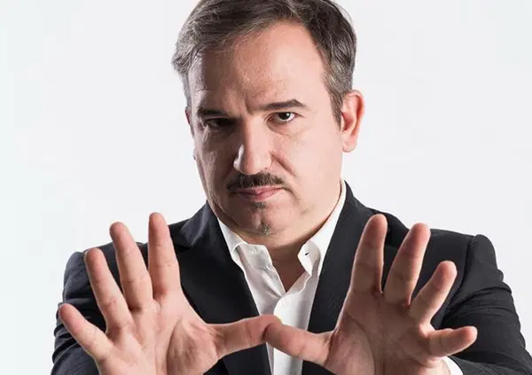 Altro che influencer, l'Italia riparta dai "Sognatori"! Come quelli del nuovo programma di Luca Telese su La7: Brunello Cucinelli, Renzo Rosso, Sergio Domp&eacute; e gli altri imprenditori che hanno cambiato l'Italia (e non solo)