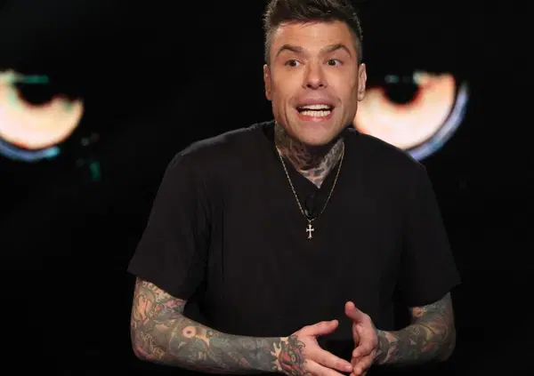 Ma l&rsquo;avete visto lo scaz*o tra Fedez e Gianmarco &ldquo;Blur&rdquo; Tocco in Kings League? Rissa sfiorata durante la partita tra Boomers e Stallions. C&rsquo;entrano l&rsquo;arbitro, l&rsquo;ingaggio di Leonardo Bonucci e&hellip;