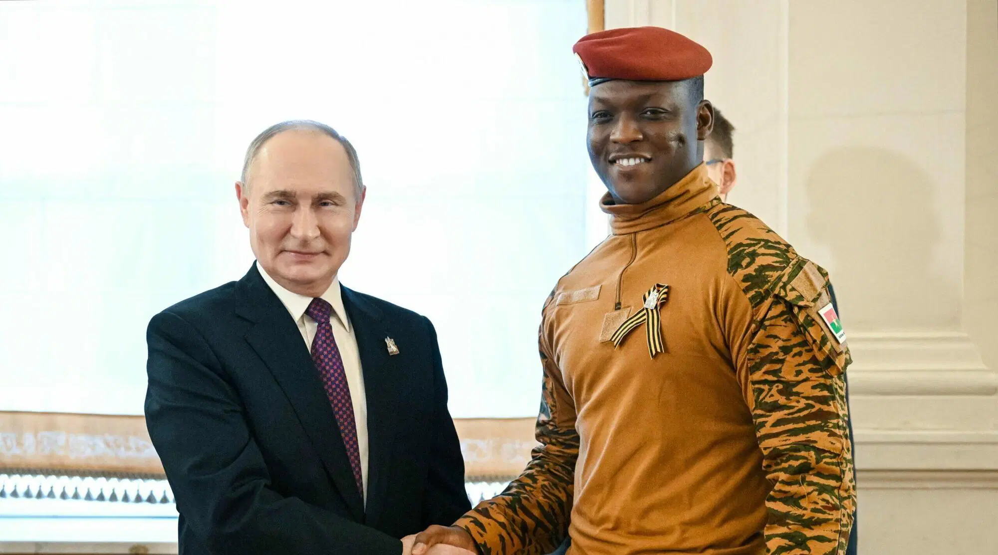Vladimir Putin e Ibrahim Traor&egrave;