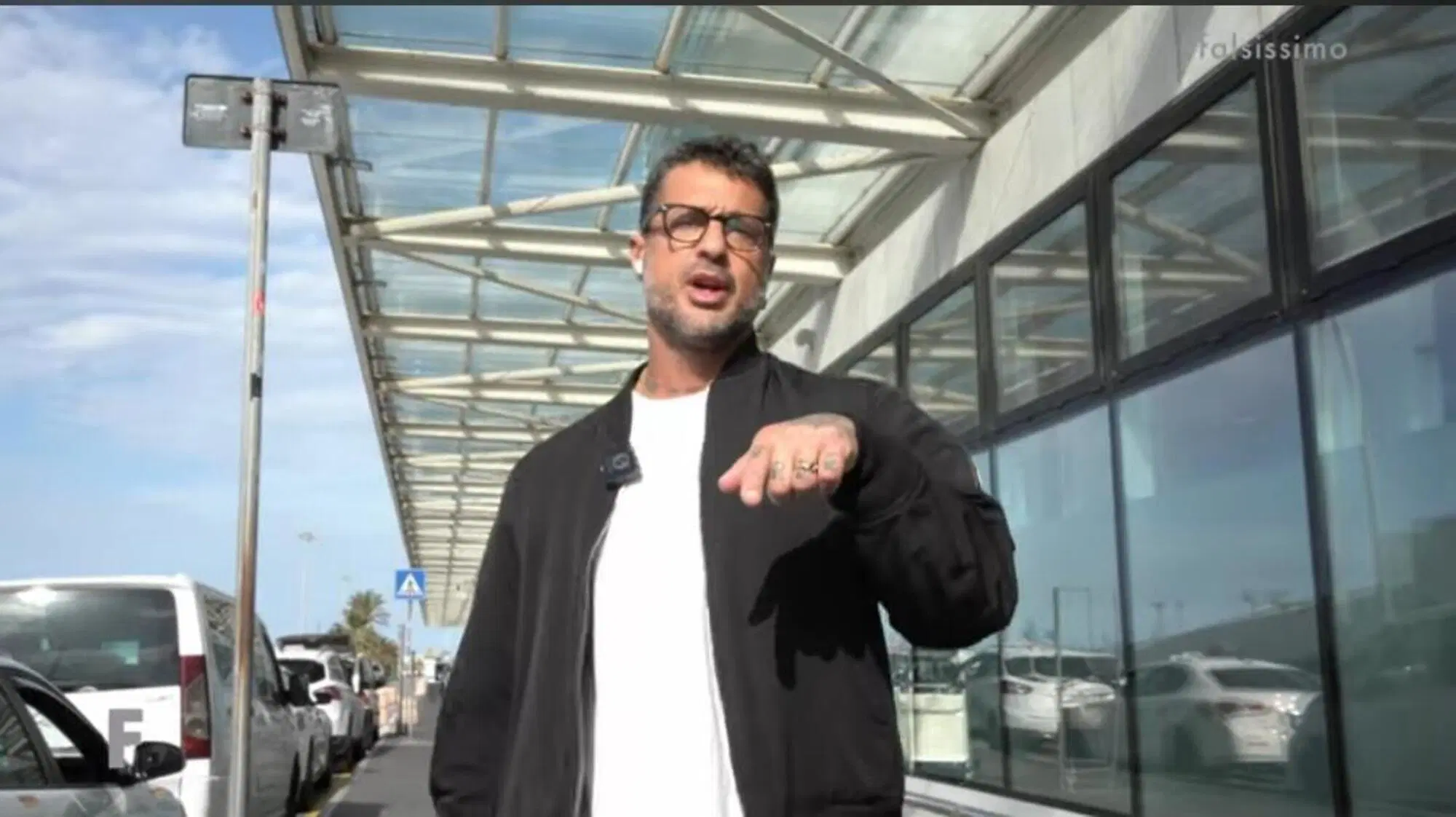 Corona in aeroporto a Palermo
