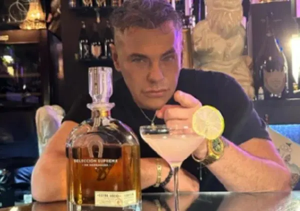 Caso Gintoneria, Lacerenza andava con le ragazze del locale? Una escort a Lo Stato delle cose: &ldquo;Se le girava tutte ed era sicuro che non lo avrebbero preso&rdquo;. Perch&eacute;? &ldquo;Un politico&hellip;&rdquo;. E su droga, spaccio, Stefania Nobile e Ariganello&hellip;