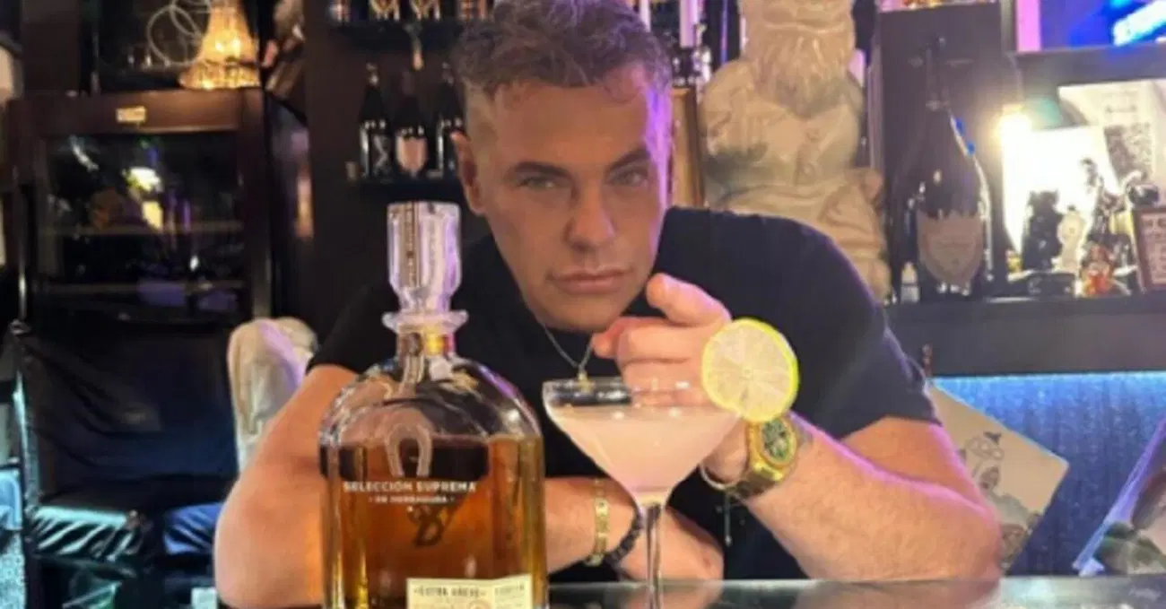 Caso Gintoneria, Lacerenza andava con le ragazze del locale? Una escort a Lo Stato delle cose: &ldquo;Se le girava tutte ed era sicuro che non lo avrebbero preso&rdquo;. Perch&eacute;? &ldquo;Un politico&hellip;&rdquo;. E su droga, spaccio, Stefania Nobile e Ariganello&hellip;