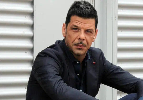 Salvo Sottile stana Elio Germano: &ldquo;Bravo attore, ma dovrebbe dire quanti soldi ha preso il cinema dallo Stato&rdquo;. E sul suo film N-Ego: &ldquo;Non sta incassando niente&rdquo;. E gli da un consiglio&hellip;