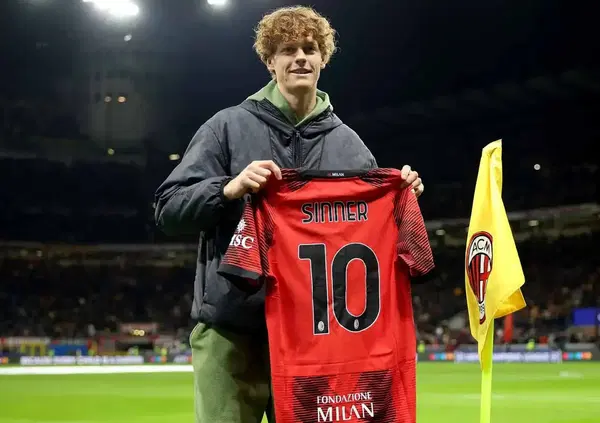 Gli unici che possono fermare Sinner (che tifa Milan) sono l'Inter e gli interisti che ha in squadra? Per Bertolucci (che demolisce i rossoneri) s&igrave;: &ldquo;Ma Jannik come vive tranquillo con Vagnozzi?&rdquo; E sulla finale di Coppa Italia e San Siro...