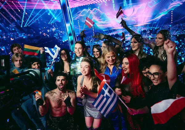 LE PAGELLE dell&rsquo;Eurovision 2025, la seconda semifinale: l'Australia canta di sbor*a (2), BigMama non commenta Israele (8), la fonduta "por*o" (5), peggio delle solite canzoni horror c'&egrave; la Francia che rischia di vincere 