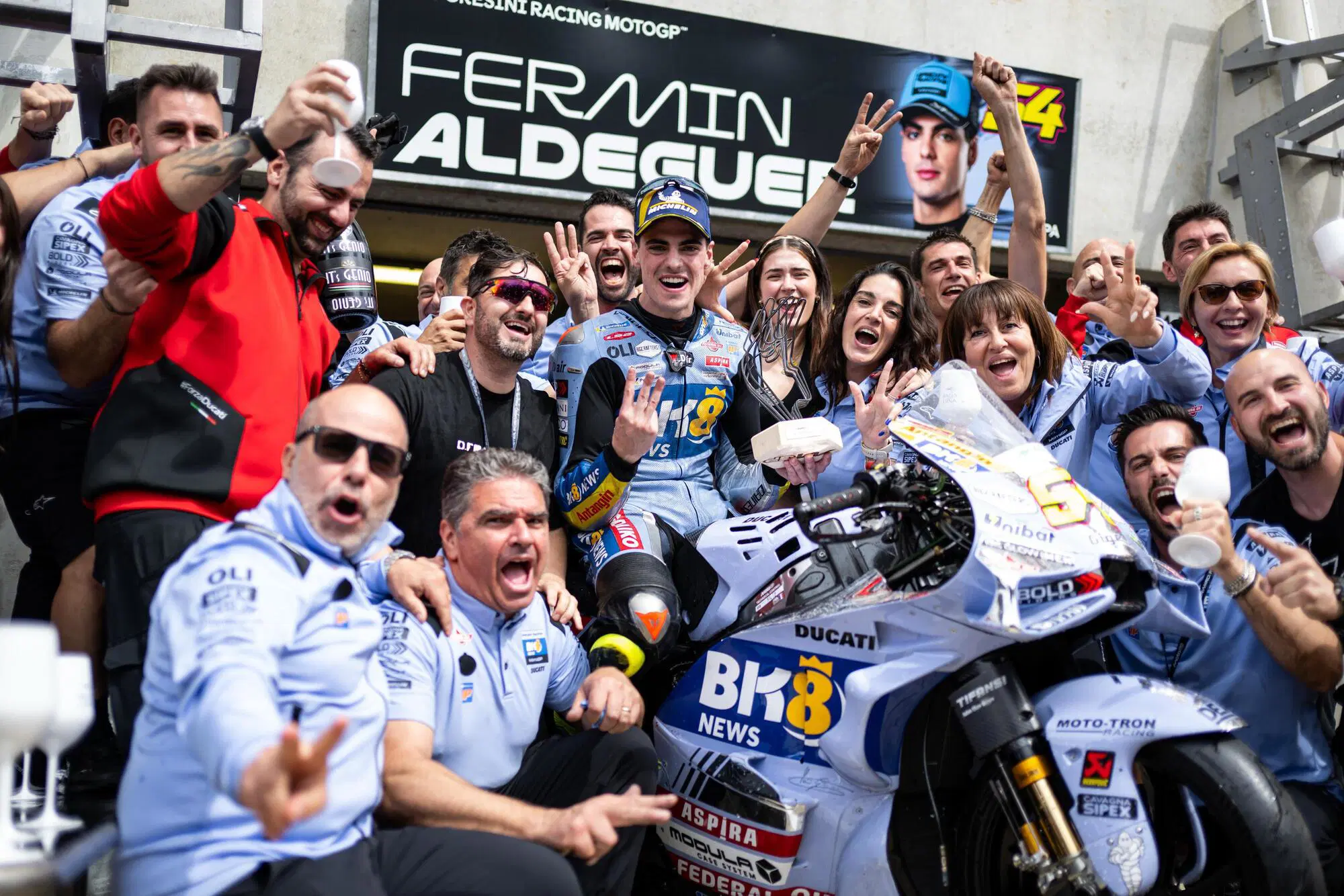 Ferm&iacute;n Aldeguer festeggia il primo podio in MotoGP con la Gresini Racing