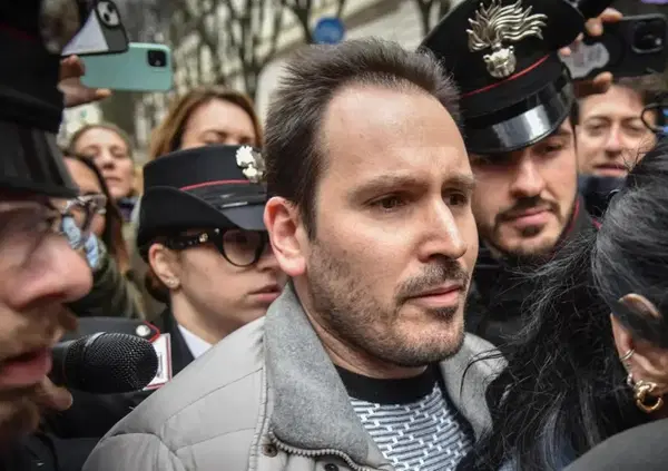 Omicidio Chiara Poggi, &ldquo;SONO PREOCCUPATO, pensavo di essere in arresto&rdquo;, Andrea Sempio a Quarto Grado dopo la perquisizione: ma cosa c&rsquo;entra con il martello trovato nel canale a Tromello? C&rsquo;&egrave; un collegamento con le gemelle Cappa? Mentre Alberto Stasi&hellip;