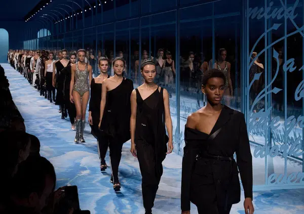 Dior, Valentino e tutti gli altri &ldquo;bad boys&rdquo;: guida aggiornata al caporalato nell&rsquo;alta moda, quello del Made in Italy a basso budget cucito nei seminterrati?