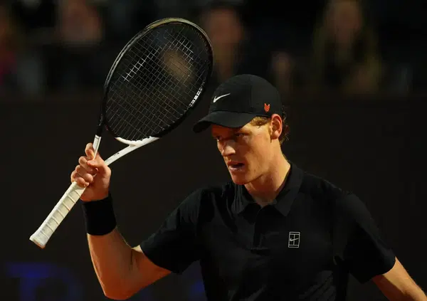 La finale di Roma e Sinner vs Alcaraz? Parla Bertolucci: &ldquo;Jannik? Ecco il problema contro Paul. Carlos? Contro Musetti era battibile, ma Lorenzo si lamenti meno&rdquo;. Poi su Berrettini&hellip;