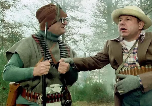 Caccia di notte, in aree demaniali e fucili in spiaggia. &Egrave; un ddl per tutelare la biodiversit&agrave;, o Francesco Lollobrigida vuole far diventare &ldquo;attivit&agrave; venatoria&rdquo; anche sbarazzarsi della suocera?