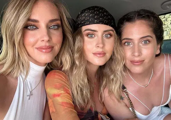 Il podcast con le tre sorelle Ferragni peggio delle chat genitori? Chiara domina: &ldquo;Nel 2016 una sfiga dietro l'altra, ero un po' depressina&rdquo;. Valentina e Francesca non pervenute. Ma su Fedez e Fabrizio Corona?
