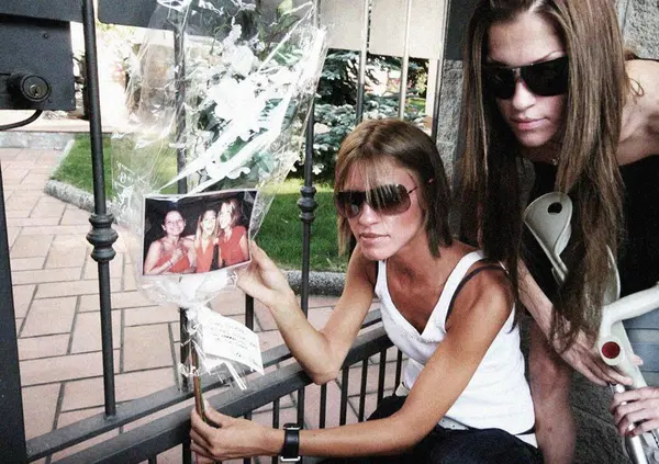 Omicidio Poggi, &ldquo;CHIARA E STEFANIA CAPPA HANNO LITIGATO PRIMA DEL DELITTO&rdquo;, l&rsquo;accusa della mamma di Sempio. Il supertestimone a Le Iene: &ldquo;La verit&agrave; sulle gemelle? L&rsquo;avvocato Tizzoni non mi ha ascoltato perch&eacute; c&rsquo;era gi&agrave; un&rsquo;indagine su Stasi&hellip;&rdquo;