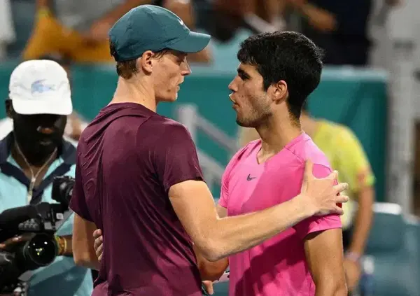 Super Cobolli ad Amburgo, ma tra Sinner e Alcaraz al Roland Garros ci sar&agrave; la prima finale in uno Slam (prima volta testa di serie 1 e 2 per Jannik e Carlos)? Roddick: &ldquo;La gente si dimentica di una cosa...&rdquo;