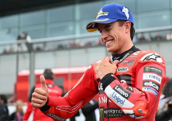 A Silverstone la prima piccola sconfitta di Marc Marquez, che guarda le gomme e accoltella gli avversari: &ldquo;Dopo 5 setup il problema sei tu, non la moto&rdquo;