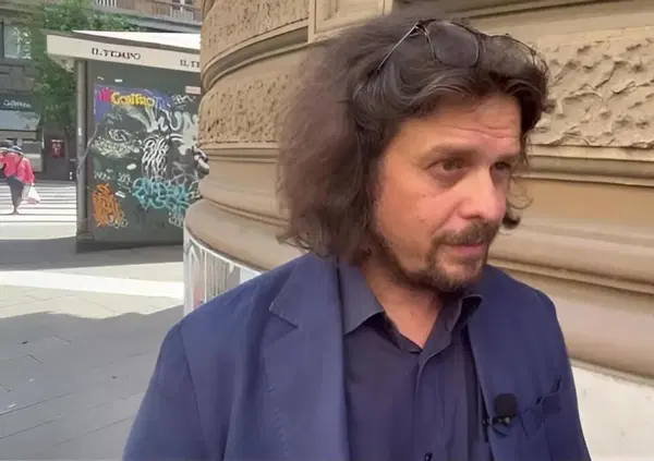 Magie del delitto di Garlasco, da avvocato a sex symbol? Stefano Benvenuto si scontra in diretta con Eleonora Daniele e i social impazziscono per lui: chi &egrave; questo "demone" (nonch&eacute; figo?)